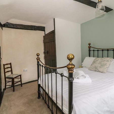 Friars Retreat Villa Sudbury  Bagian luar foto